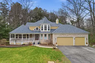 11542 Lancelot Ln, Pinckney, MI 48169 - Photo 1