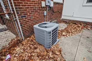 16610 Greenlawn St, Detroit, MI 48221 - Photo 25