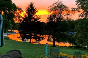 1530 Bayview Dr, Norton Shores, MI 49441 - Photo 7