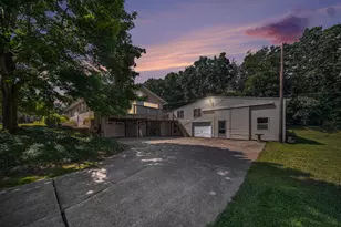 7109 Lake Shore Dr, Chelsea, MI 48118 - Photo 7