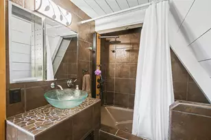 7149 Maple Ave, South Haven, MI 49090 - Photo 15