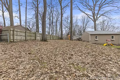 2226 Greenview Drive SW, Wyoming, MI 49519 - Photo 43