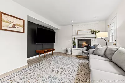 2226 Greenview Drive SW, Wyoming, MI 49519 - Photo 7