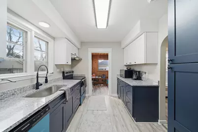 414 N Pleasant Street, Jackson, MI 49202 - Photo 15