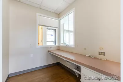 4260 Plainfield Avenue NE, Grand Rapids, MI 49525 - Photo 13