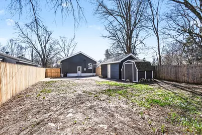 911 Hickory Street, Niles, MI 49120 - Photo 23