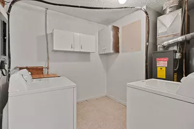 91 N Cedar Avenue, Battle Creek, MI 49037 - Photo 13