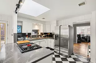 940 Leidich St, Lake Orion, MI 48362 - Photo 11