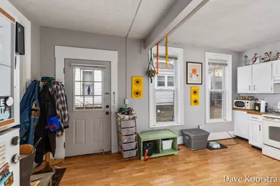 737 Clancy Avenue NE, Grand Rapids, MI 49503 - Photo 21