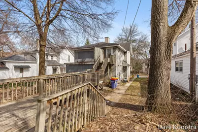 737 Clancy Avenue NE, Grand Rapids, MI 49503 - Photo 5