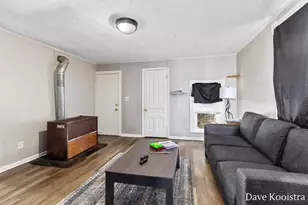 737 Clancy Ave NE, Grand Rapids, MI 49503 - Photo 9