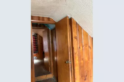 20020 Hickory Street, Detroit, MI 48205 - Photo 9