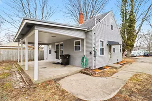 833 Grant St, Big Rapids, MI 49307 - Photo 11