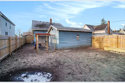 122 W State Street, Scottville, MI 49454 - Photo 19