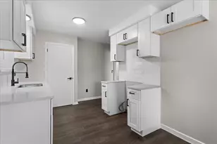 20247 Griggs St, Detroit, MI 48221 - Photo 17