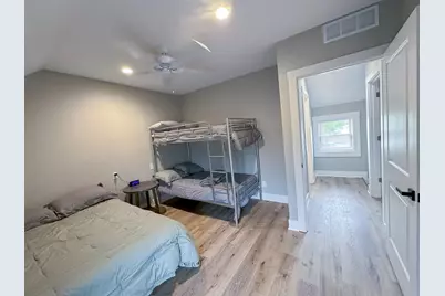 1673 E Parkdale Avenue, Manistee, MI 49660 - Photo 23