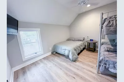 1673 E Parkdale Avenue, Manistee, MI 49660 - Photo 23