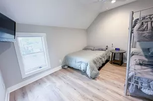 1673 E Parkdale Ave, Manistee, MI 49660 - Photo 23
