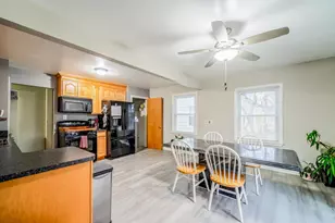 33963 Glover St, Wayne, MI 48184 - Photo 7