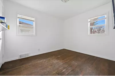 24883 Brittany Avenue, Eastpointe, MI 48021 - Photo 15