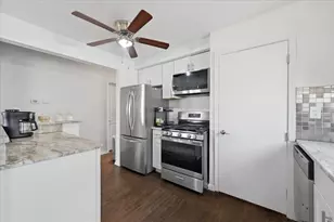 24883 Brittany Ave, Eastpointe, MI 48021 - Photo 9