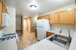 1774 Park Trail NE, Grand Rapids, MI 49525 - Photo 21