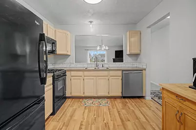 5423 Rivertown Circle SW, Wyoming, MI 49418 - Photo 3