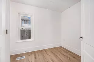 723 Tulip St SW, Grand Rapids, MI 49503 - Photo 9