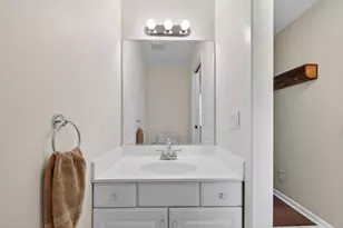 2786 Walden Woods Blvd, Jackson, MI 49201 - Photo 11