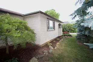 9800 Boyer Rd, Charlotte, MI 48813 - Photo 35