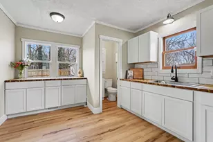 2443 Cherrywood Ct SW, Wyoming, MI 49519 - Photo 19