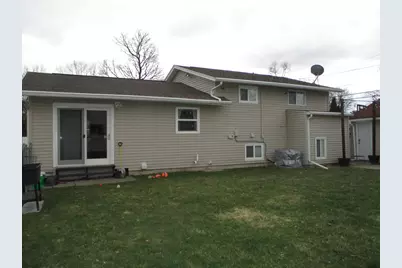 1604 Peggy Place, Lansing, MI 48910 - Photo 5