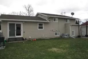 1604 Peggy Pl, Lansing, MI 48910 - Photo 5