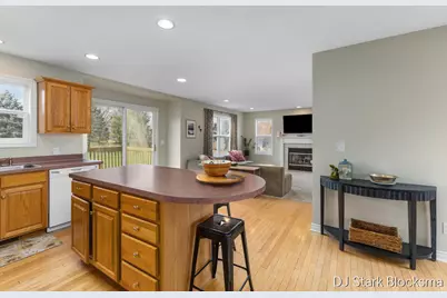 69 Rogue River View Drive NE, Rockford, MI 49341 - Photo 9