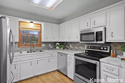 7454 Pheasant Run Drive, Hudsonville, MI 49426 - Photo 3