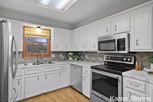 7454 Pheasant Run Dr, Hudsonville, MI 49426 - Photo 3