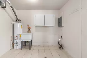 6469 Troy St, Taylor, MI 48180 - Photo 15