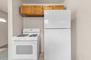 6469 Troy St, Taylor, MI 48180 - Photo 11