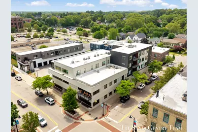 300 Washington Avenue #Unit 16, Grand Haven, MI 49417 - Photo 59