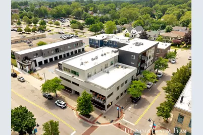 300 Washington Avenue #Unit 16, Grand Haven, MI 49417 - Photo 43