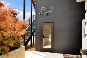 300 Washington Ave, Grand Haven, MI 49417 - Photo 9