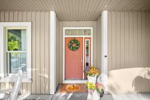 2949 Brookwind Dr, Holland, MI 49424 - Photo 9