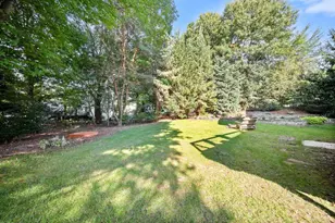 2949 Brookwind Dr, Holland, MI 49424 - Photo 3