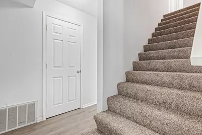 5747 Utah Avenue, Portage, MI 49024 - Photo 5