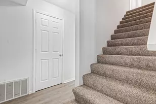 5747 Utah Ave, Portage, MI 49024 - Photo 5