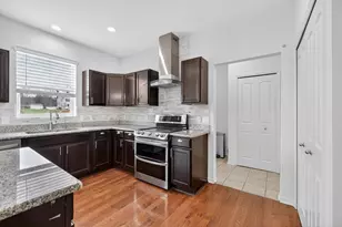 820 Tanglewood Dr, Jackson, MI 49203 - Photo 7