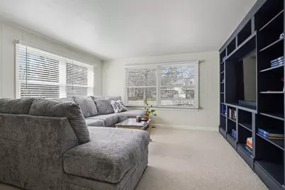 619 Edgemoor Avenue, Kalamazoo, MI 49008 - Photo 5