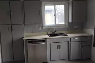 5136 Cornell St, Dearborn Heights, MI 48125 - Photo 3