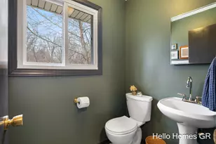 6506 Burger Dr SE, Grand Rapids, MI 49546 - Photo 15