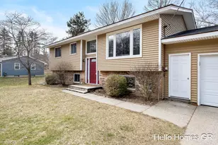6506 Burger Dr SE, Grand Rapids, MI 49546 - Photo 3
